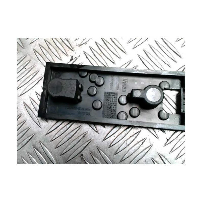 Platine feu arriere gauche MINI MINI 1 R50/R53 PHASE 1 d’occasion