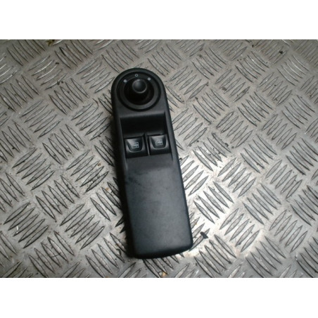 Interrupteur de leve vitre avant gauche RENAULT CLIO 4 PHASE 1 d’occasion