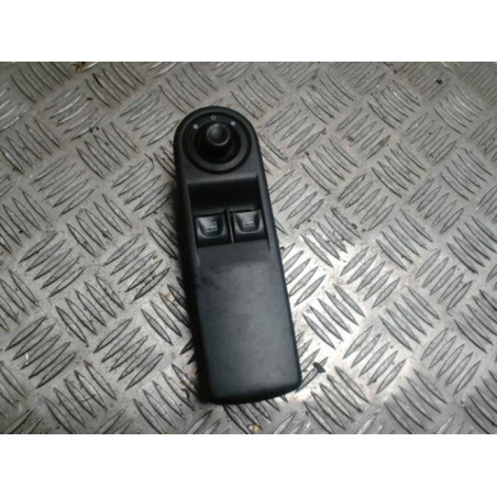 Interrupteur de leve vitre avant gauche RENAULT CLIO 4 PHASE 1 d’occasion