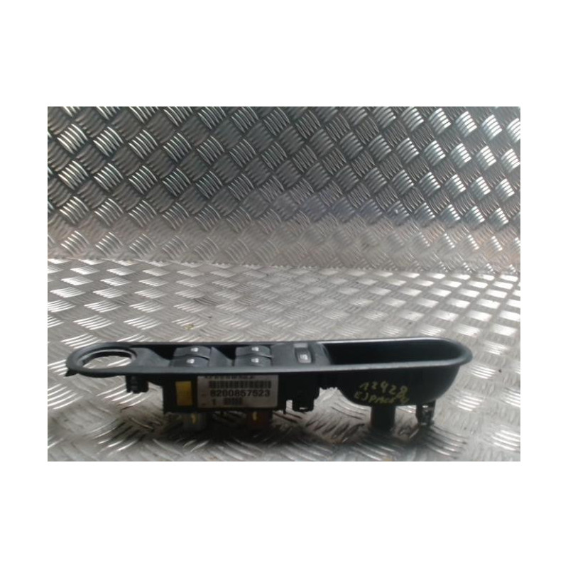 Interrupteur de leve vitre avant gauche RENAULT ESPACE 4 PHASE 1 d’occasion