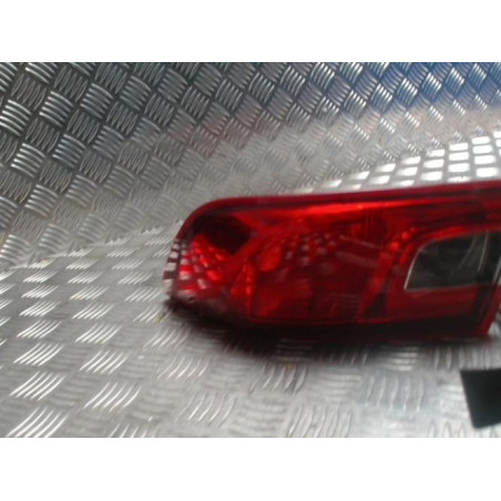 Feu arriere principal droit (feux) RENAULT CLIO 4 PHASE 1 d’occasion