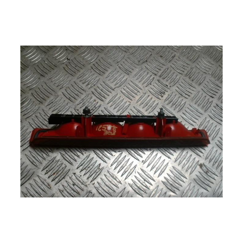 Feu arriere stop central PEUGEOT 308 1 PHASE 1 d’occasion