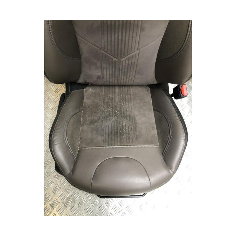 Interieur complet PEUGEOT 2008 1 PHASE 1 d’occasion