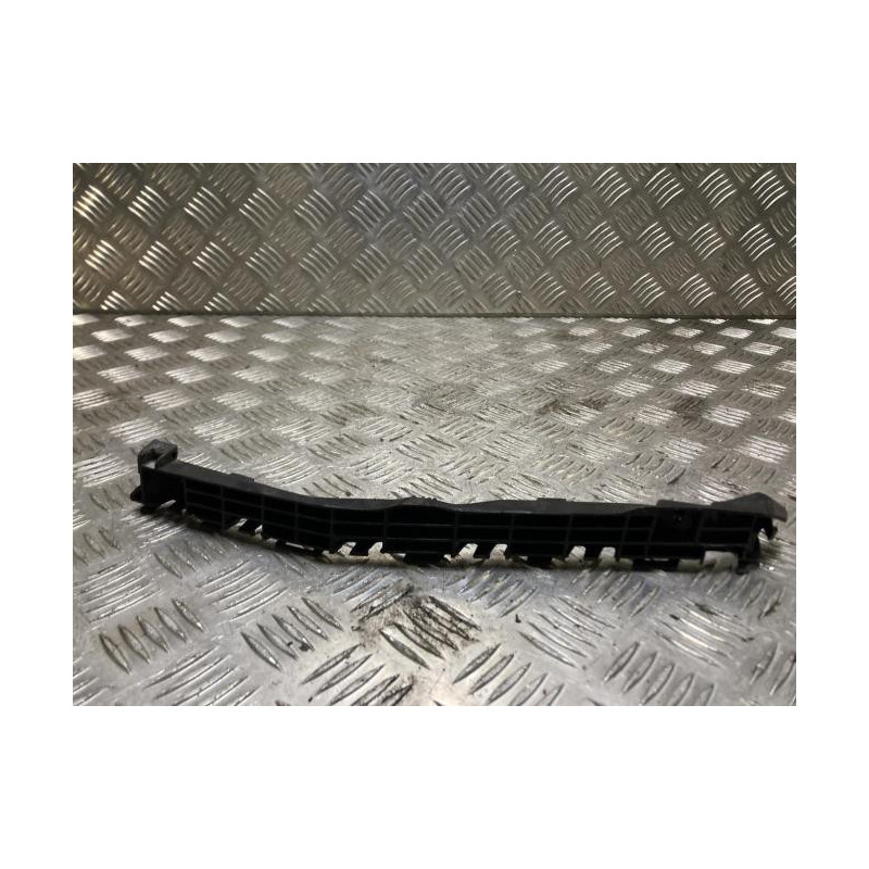 Support de pare chocs arriere SUZUKI BALENO 2 d’occasion