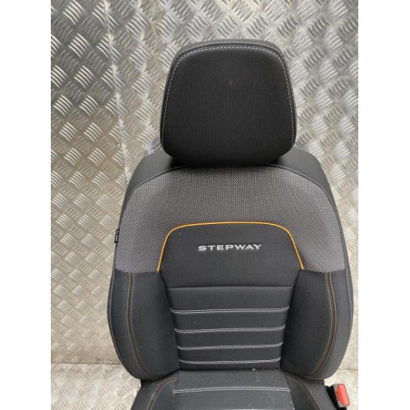Siege avant droit DACIA SANDERO 3 d’occasion