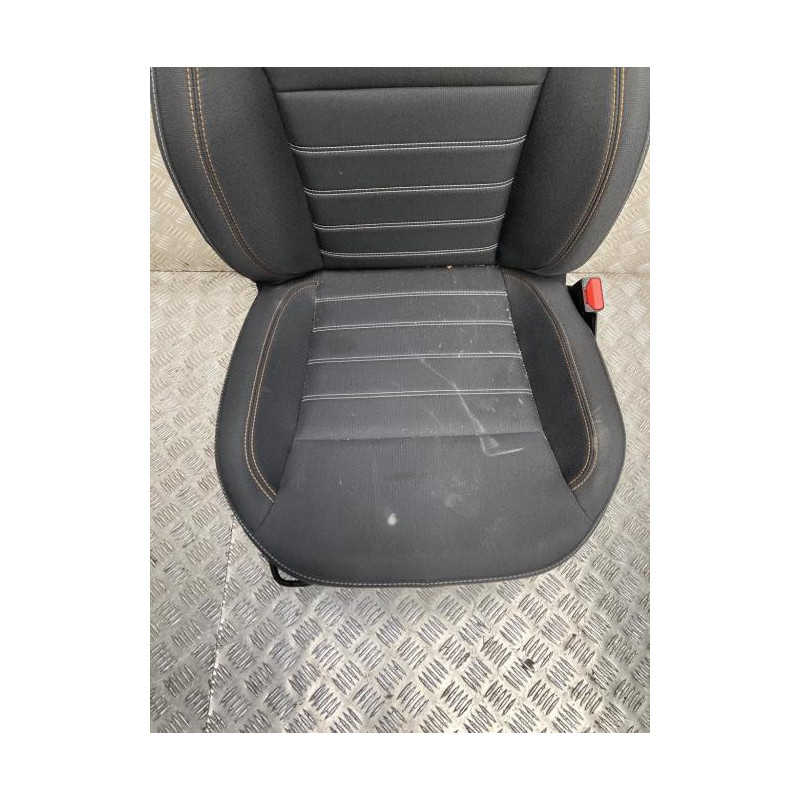 Siege avant droit DACIA SANDERO 3 d’occasion