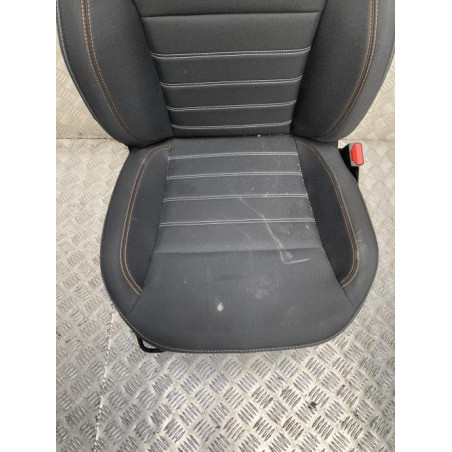 Siege avant droit DACIA SANDERO 3 d’occasion
