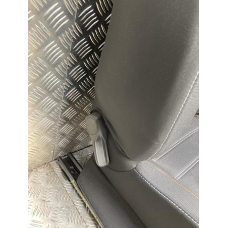 Siege avant droit DACIA SANDERO 3 d’occasion