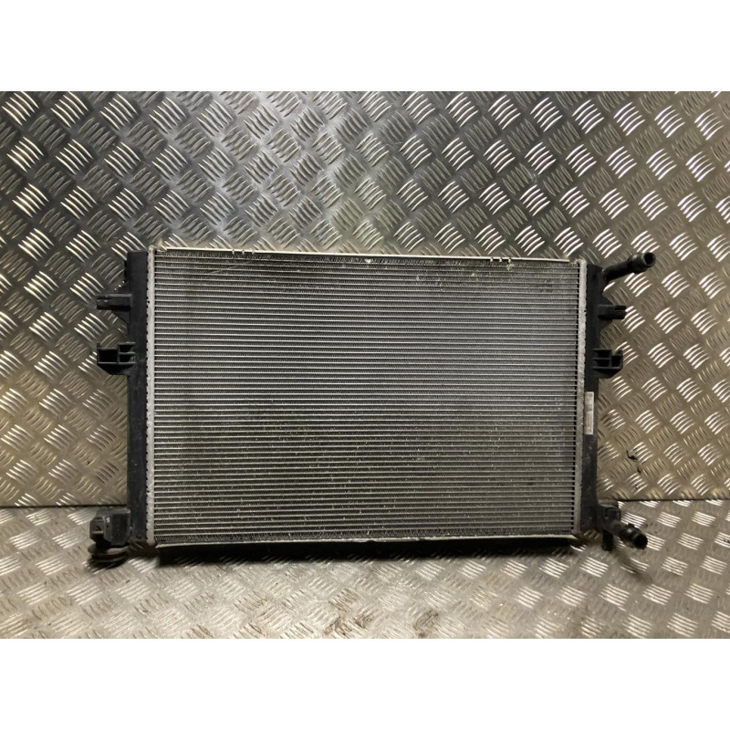 Radiateur eau VOLKSWAGEN GOLF 7 PHASE 1 d’occasion