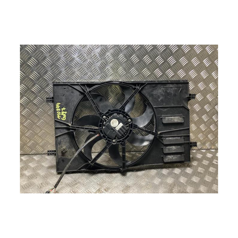 Moto ventilateur radiateur VOLKSWAGEN GOLF 7 PHASE 1 d’occasion