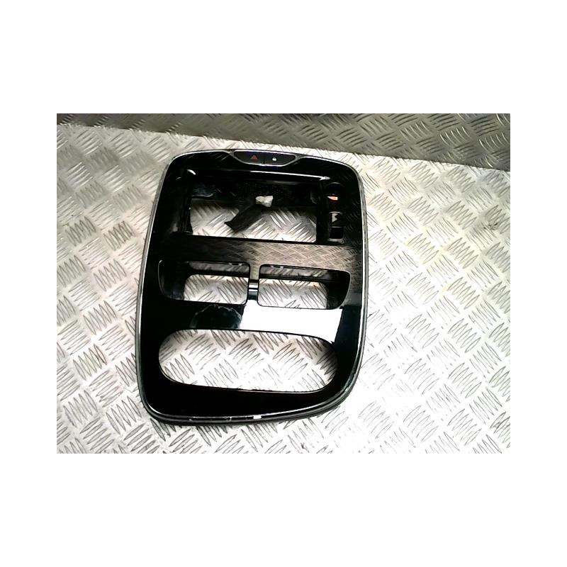 Bouton de warning RENAULT CLIO 4 PHASE 1 d’occasion