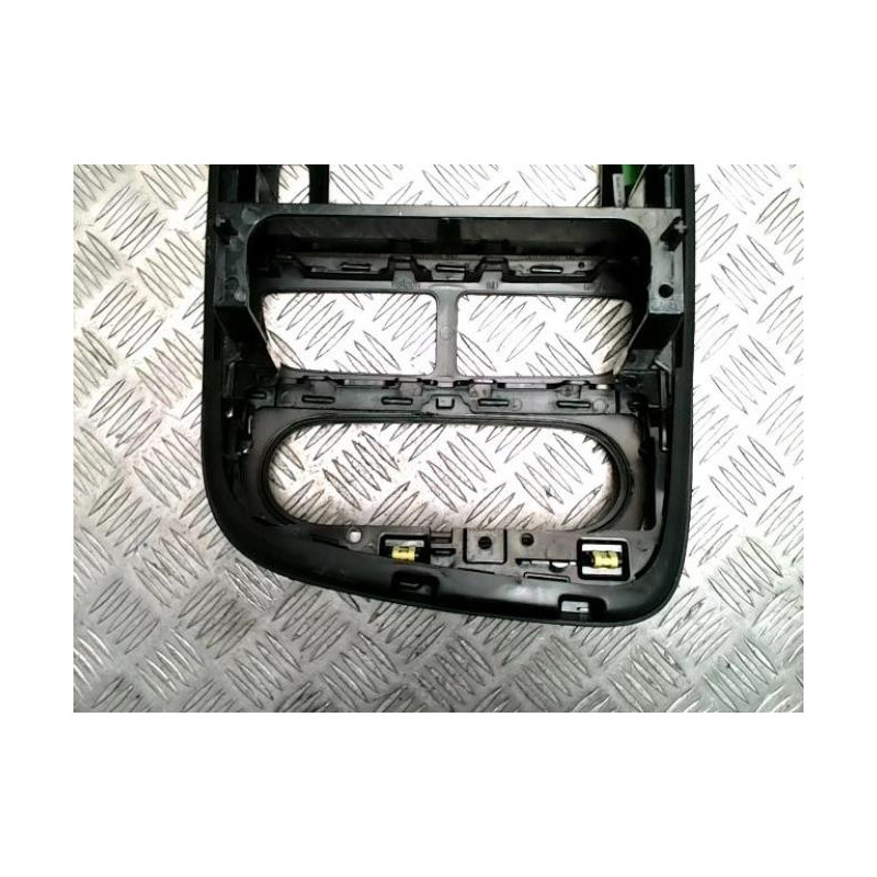 Bouton de warning RENAULT CLIO 4 PHASE 1 d’occasion