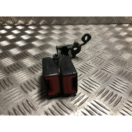 Attache ceinture arriere gauche VOLKSWAGEN GOLF 7 PHASE 1 d’occasion