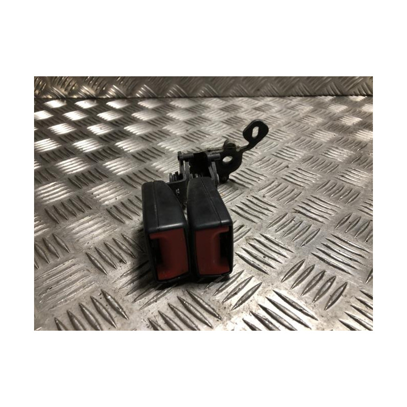 Attache ceinture arriere gauche VOLKSWAGEN GOLF 7 PHASE 1 d’occasion