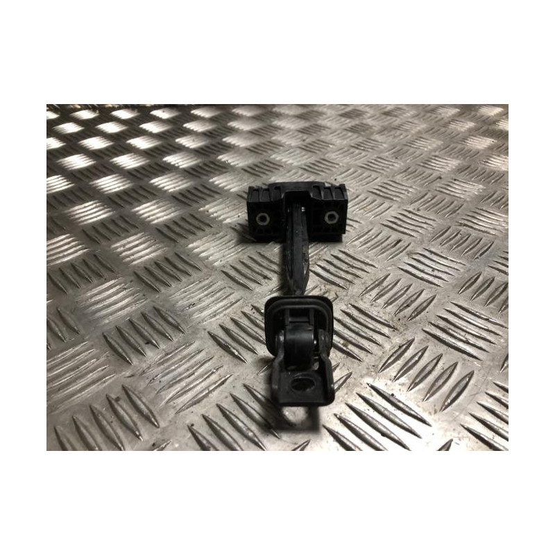 Tirant de porte avant gauche VOLKSWAGEN GOLF 7 PHASE 1 d’occasion