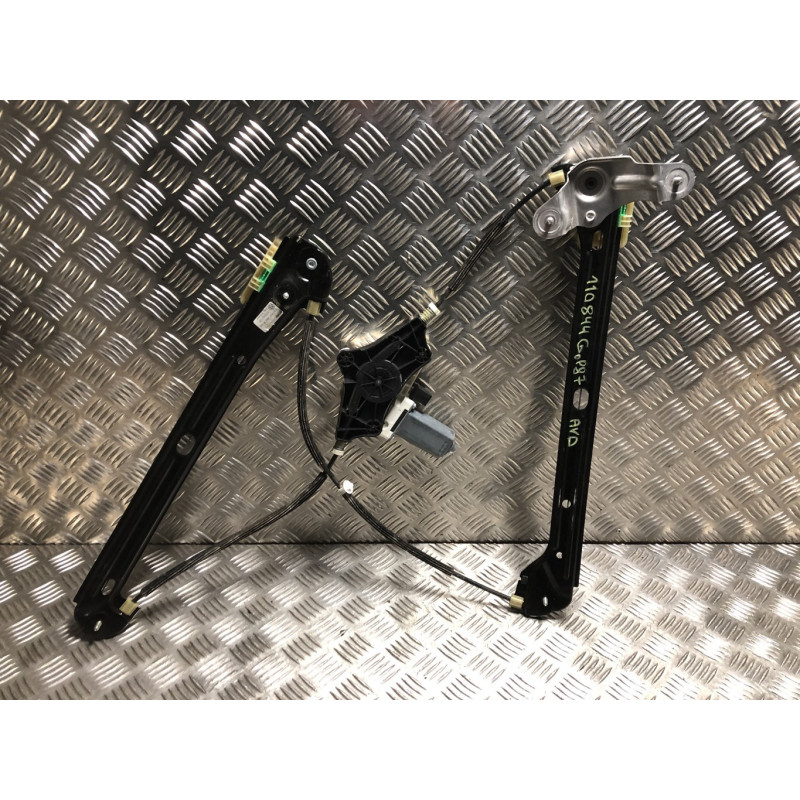Leve vitre electrique avant droit VOLKSWAGEN GOLF 7 PHASE 1 d’occasion