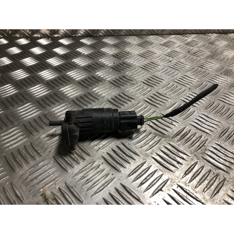 Pompe lave glace avant VOLKSWAGEN GOLF PLUS PHASE 1 d’occasion