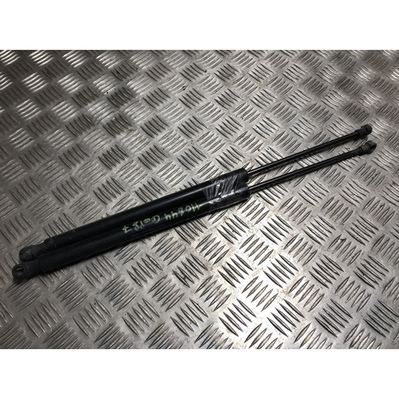 Verin de coffre VOLKSWAGEN GOLF 7 PHASE 1 d’occasion
