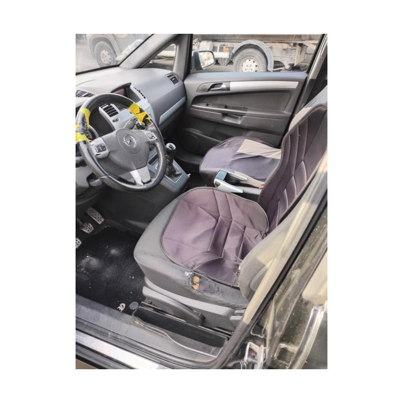 Enjoliveur anti brouillard OPEL ZAFIRA B PHASE 2 d’occasion