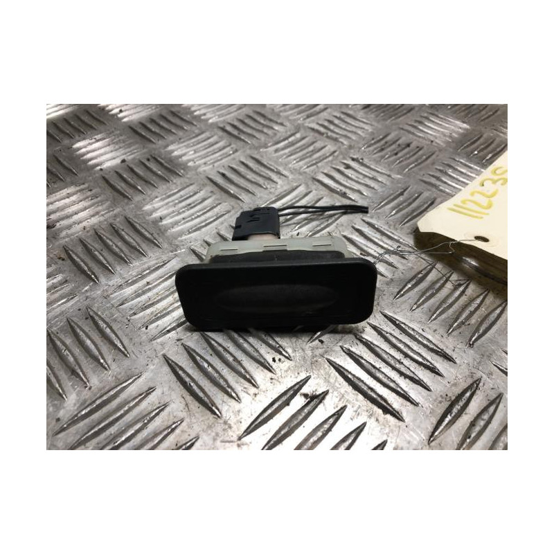 Actionneur serrure hayon RENAULT CLIO 4 PHASE 2 d’occasion