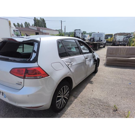 Vitre arriere droit VOLKSWAGEN GOLF 7 PHASE 1 d’occasion