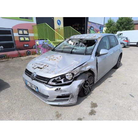 Vitre arriere droit VOLKSWAGEN GOLF 7 PHASE 1 d’occasion