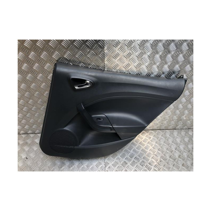 Panneau de porte arriere droit SEAT IBIZA 4 PHASE 2 d’occasion