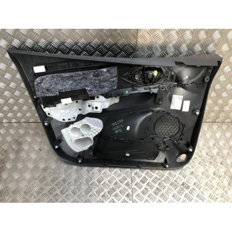 Panneau de porte avant droit RENAULT CLIO 4 PHASE 2 d’occasion