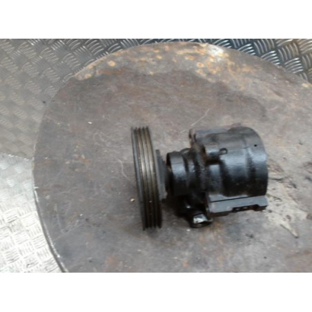 Pompe de direction RENAULT CLIO 2 PHASE 1 d’occasion