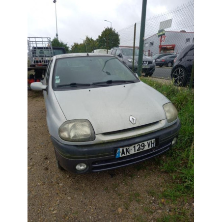 Pompe de direction RENAULT CLIO 2 PHASE 1 d’occasion