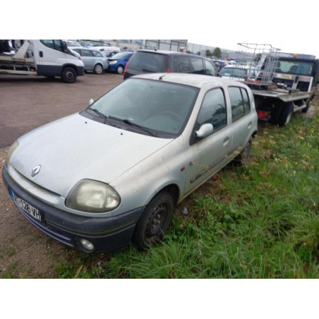 Pompe de direction RENAULT CLIO 2 PHASE 1 d’occasion