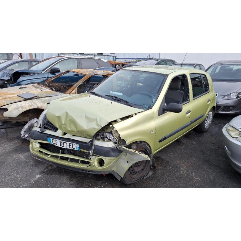 Poignee interieur arriere gauche RENAULT CLIO 2 PHASE 2 d’occasion