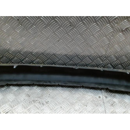 Moulure de pare choc arriere PEUGEOT 207 PHASE 1 d’occasion