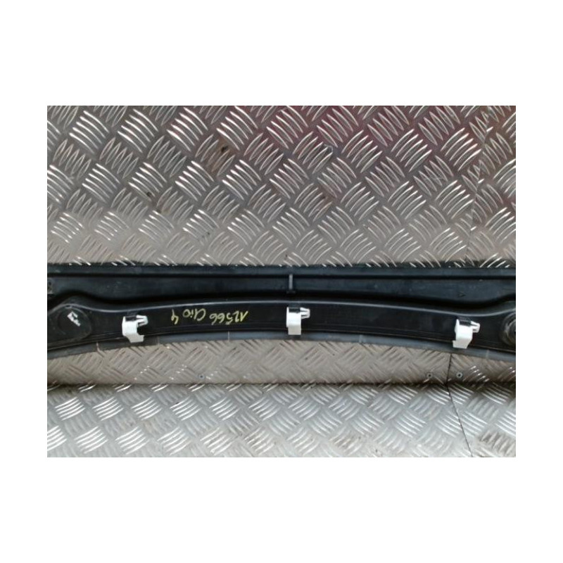 Baie de pare brise RENAULT CLIO 4 PHASE 1 d’occasion