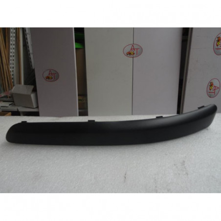 Moulure de pare choc avant VOLKSWAGEN  d’occasion