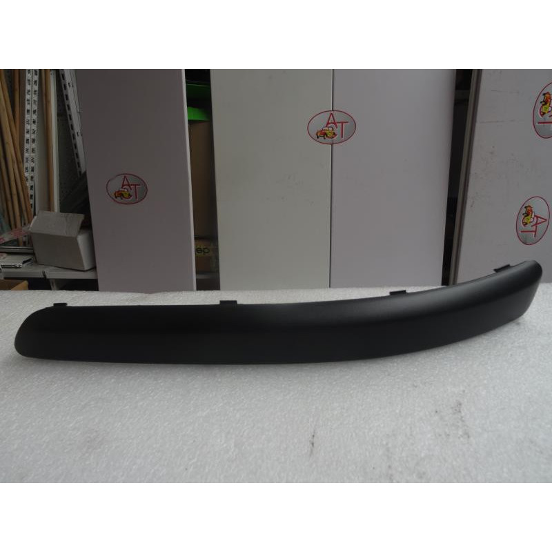 Moulure de pare choc avant VOLKSWAGEN  d’occasion