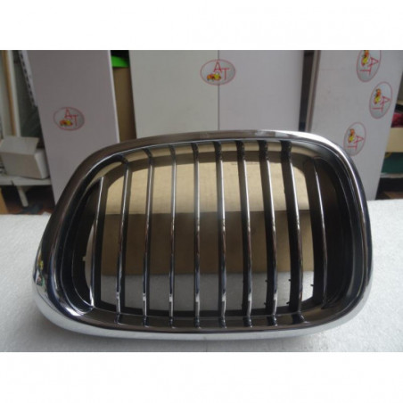 Grille de calandre gauche BMW  d’occasion