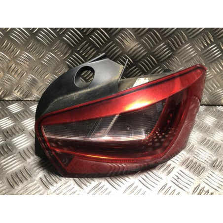Feu arriere principal droit (feux) SEAT IBIZA 4 PHASE 2 d’occasion