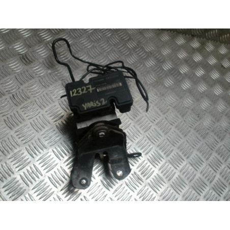 Bloc ABS (freins anti-blocage) TOYOTA YARIS 2 PHASE 1 d’occasion