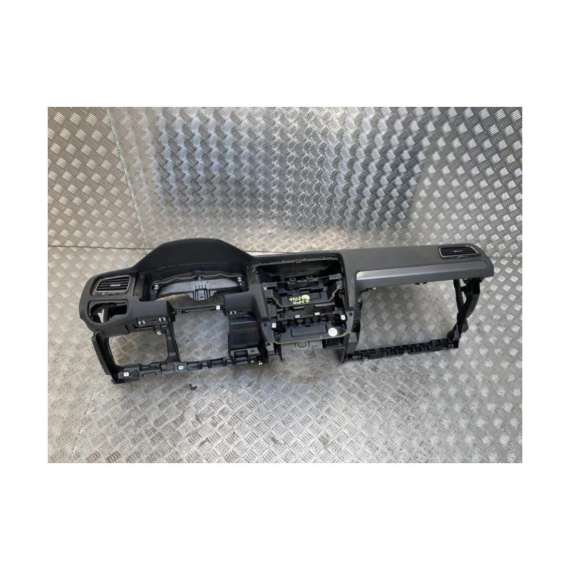 Tableau de bord VOLKSWAGEN GOLF 7 PHASE 1 d’occasion