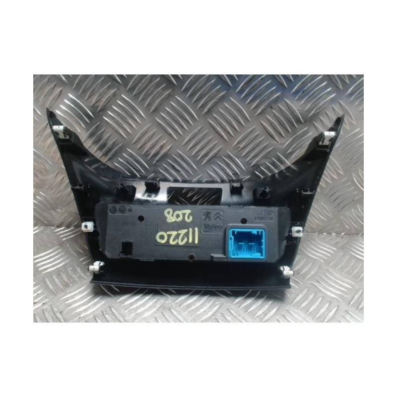 Commande chauffage PEUGEOT 208 1 PHASE 1 d’occasion
