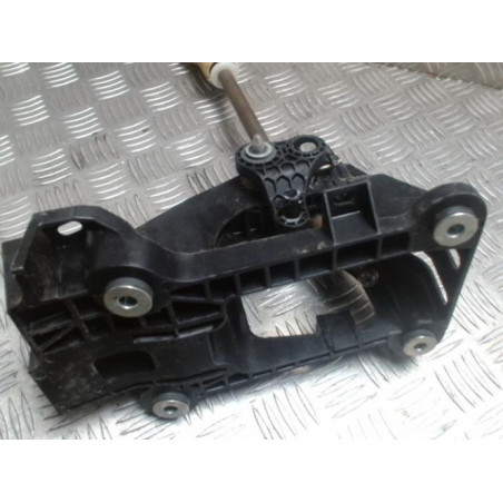 Levier de vitesses TOYOTA YARIS 2 PHASE 1 d’occasion