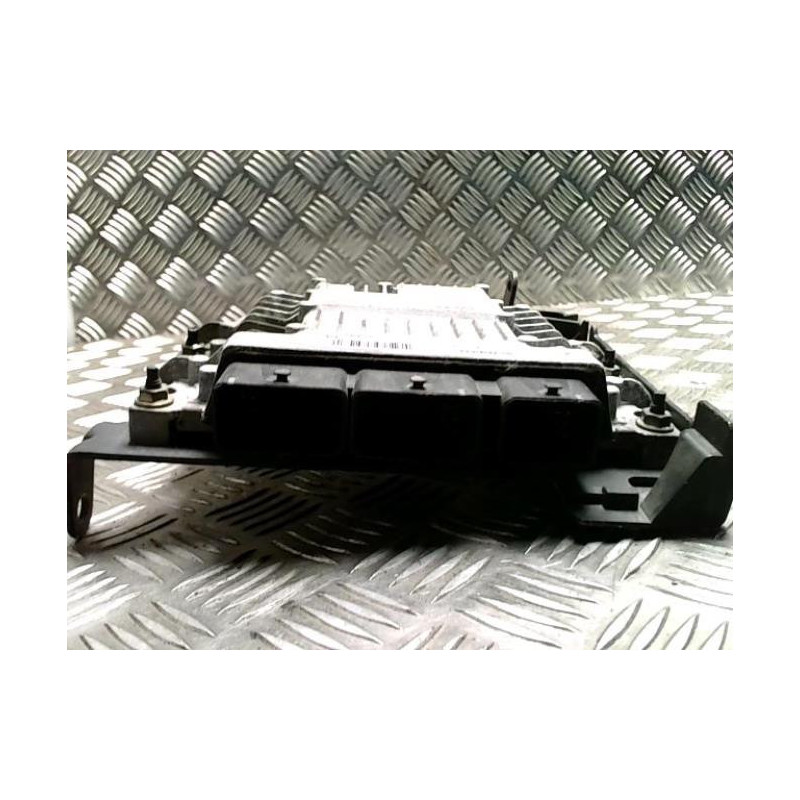 Calculateur RENAULT MEGANE 2 PHASE 2 BREAK d’occasion