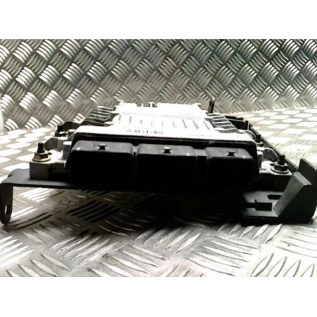 Calculateur RENAULT MEGANE 2 PHASE 2 BREAK d’occasion