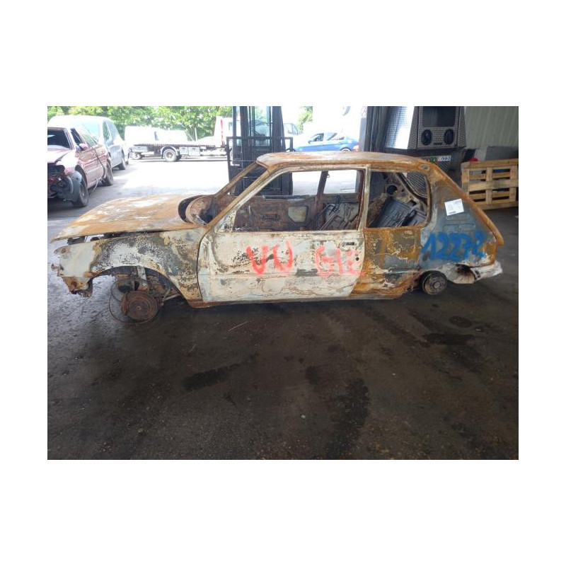 Optique avant secondaire gauche (feux)(clignotant) PEUGEOT 205 PHASE 1 d’occasion