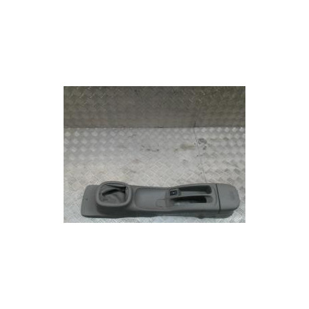 Console central (interieur plastique) NISSAN MICRA 3 PHASE 1 d’occasion