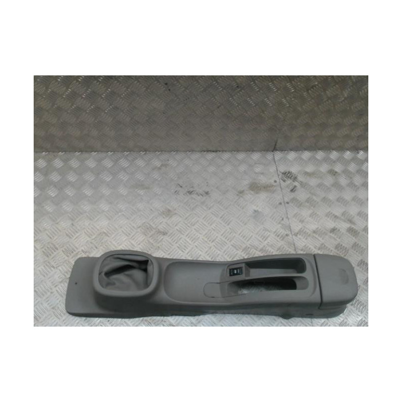 Console central (interieur plastique) NISSAN MICRA 3 PHASE 1 d’occasion