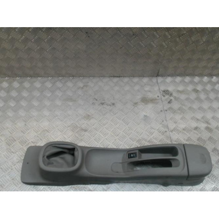 Console central (interieur plastique) NISSAN MICRA 3 PHASE 1 d’occasion