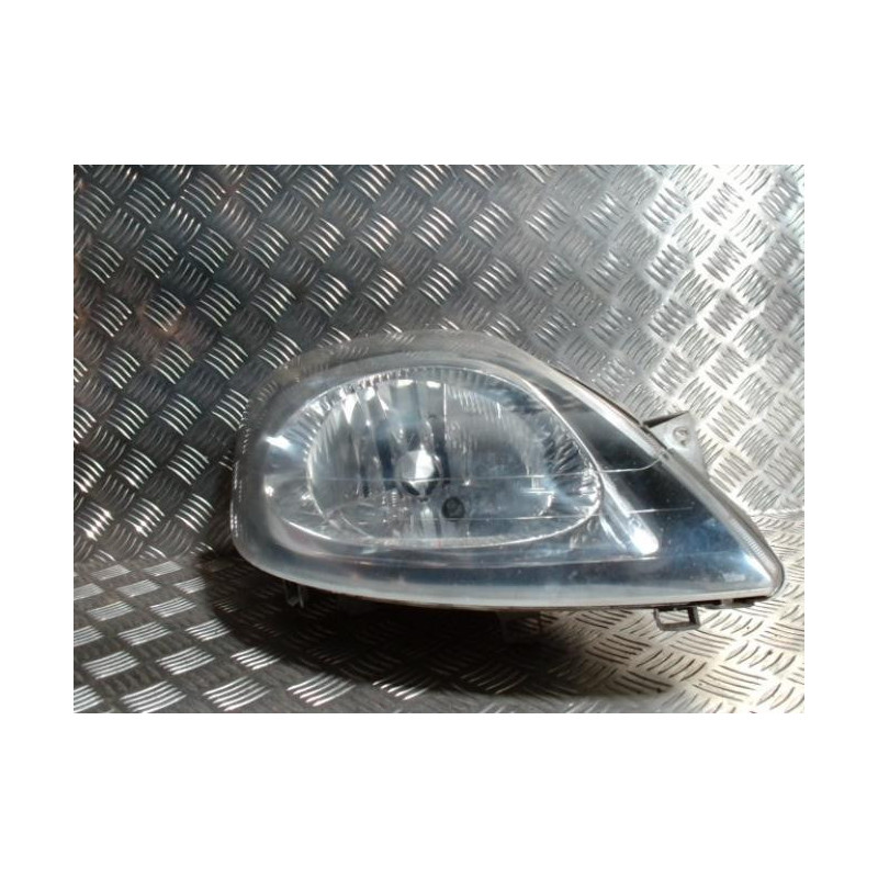 Optique avant principal droit (feux)(phare) RENAULT TRAFIC 2 PHASE 1 d’occasion