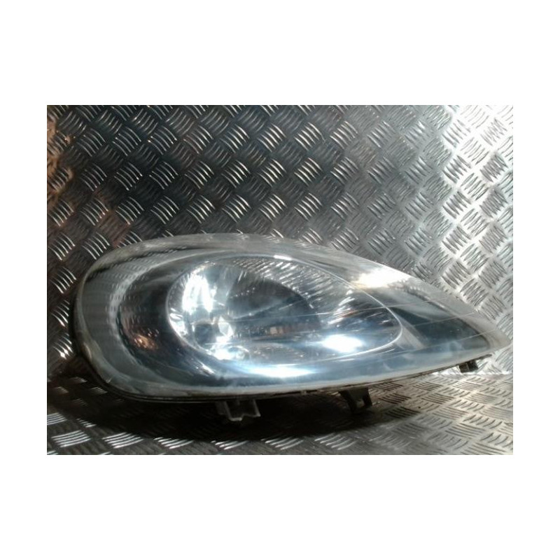 Optique avant principal droit (feux)(phare) RENAULT TRAFIC 2 PHASE 1 d’occasion